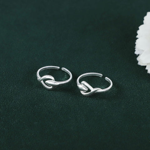 Eternal Knot Grace Silver Toe Rings