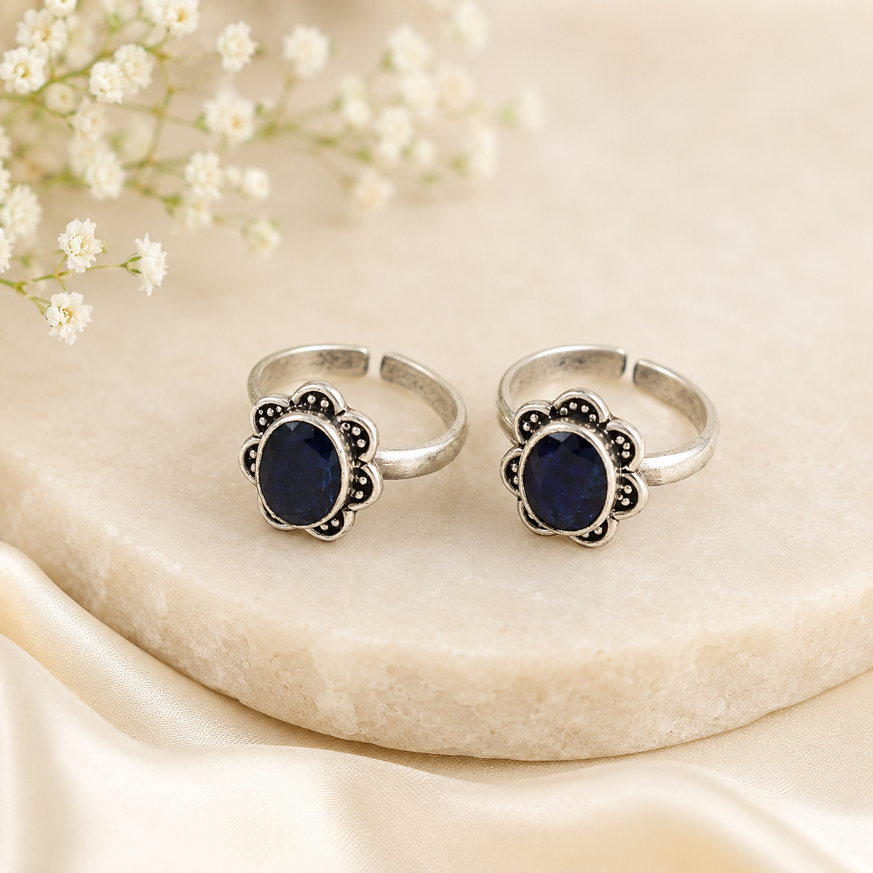 Fleura Blue Silver Floral Toe Rings