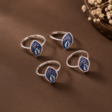 Samaira Classic Blue Petal Silver Toe Rings