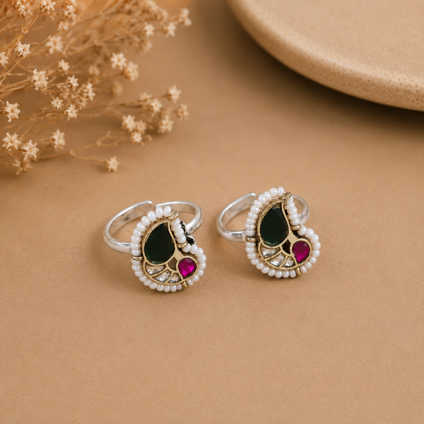 Ananya Pearl Border Elegance Silver Toe Rings