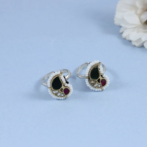 Ananya Pearl Border Elegance Silver Toe Rings