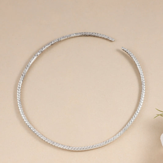 Elegant Silver Necklace