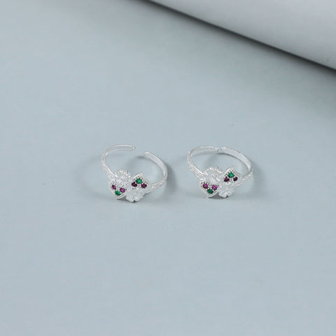 Yashvi Graceful Flower Charm  Silver Toe Rings
