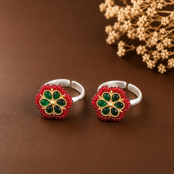 Festive Floral Elegance Silver Toe Rings