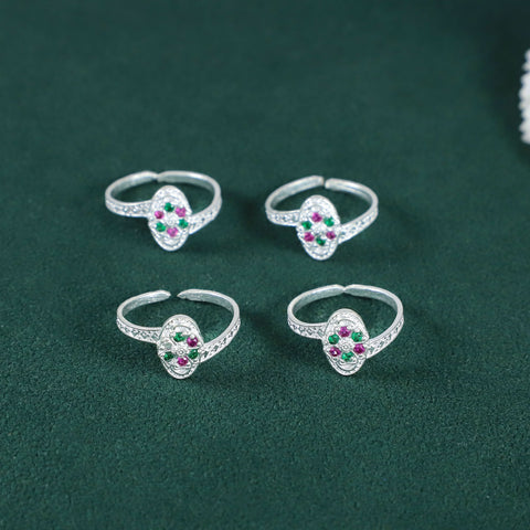 Jeevik Graceful Floral Studs Silver Toe Rings