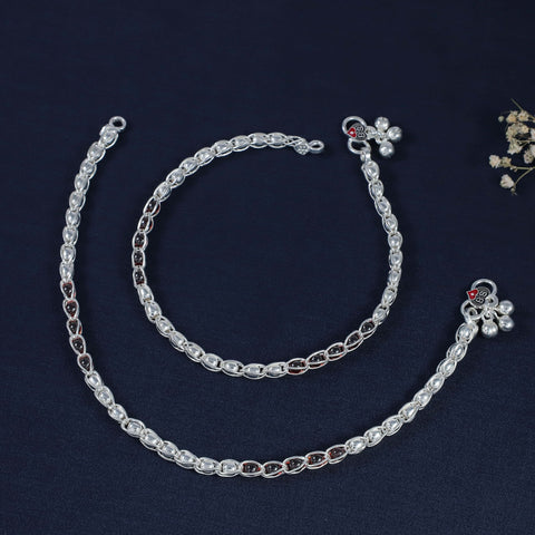 Malini Luna Oval Link Silver Anklets