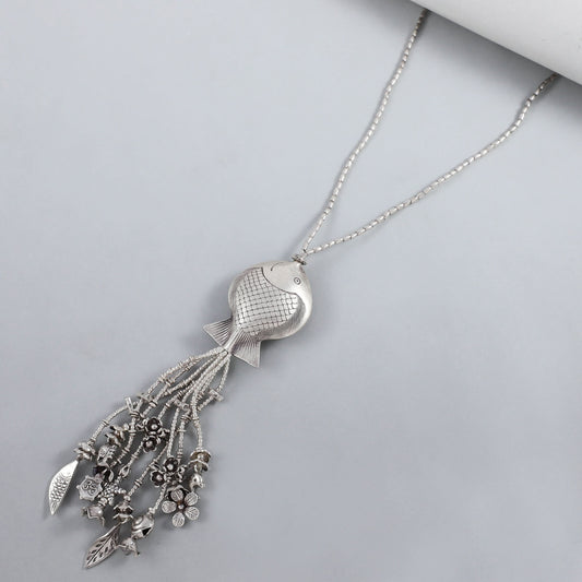 Beautiful Silver Chain With Fish Pendant