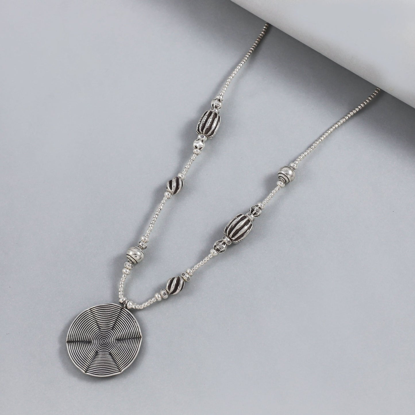 Aarna Silver Chain With Pendant