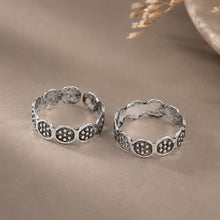 Tulsi  Ethnic Dotted Silver Toe Rings