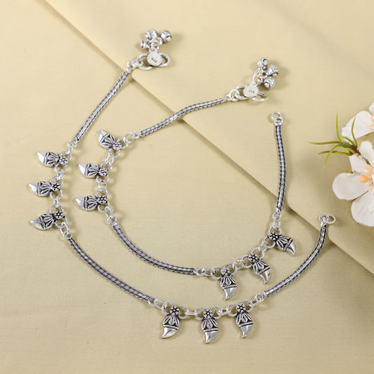 Himani Silver Anklets