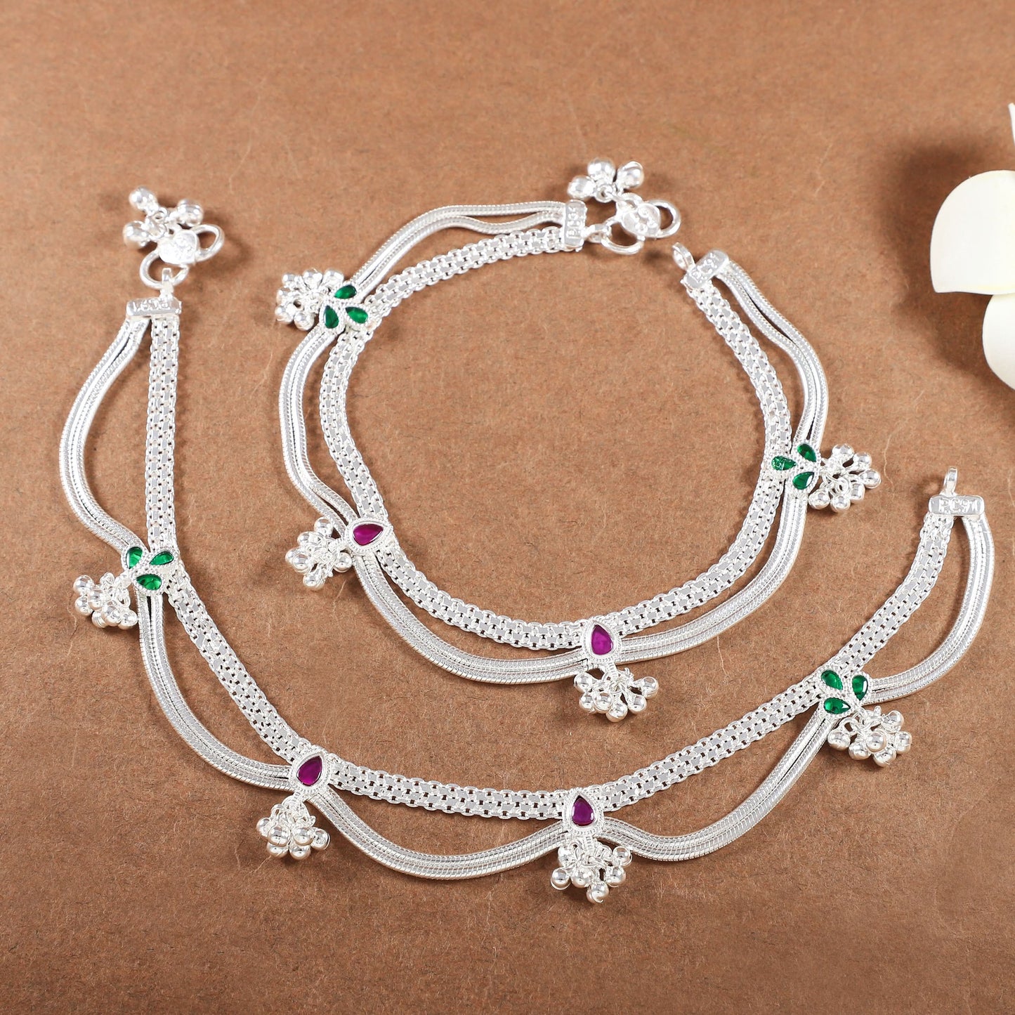 Anura Silver Anklets