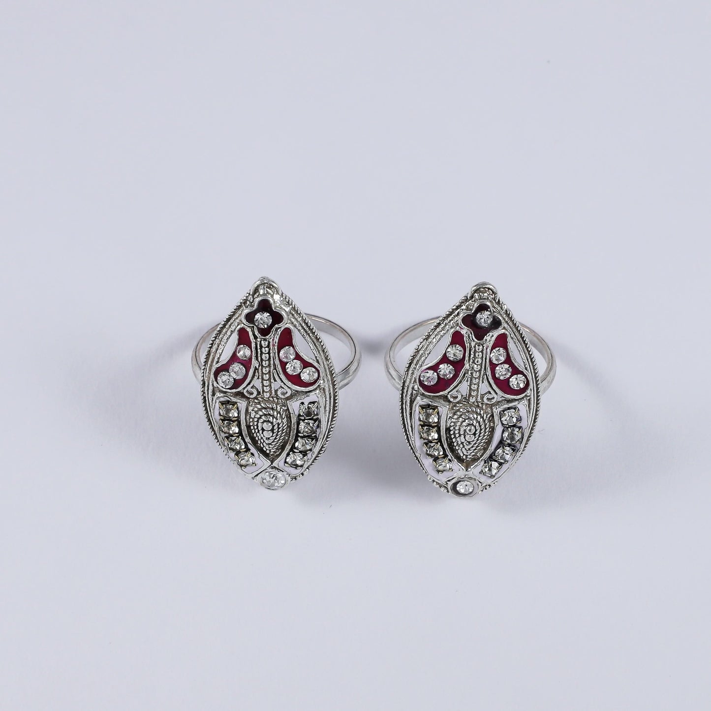 Kavya Antique Paisley Silver Toe Rings