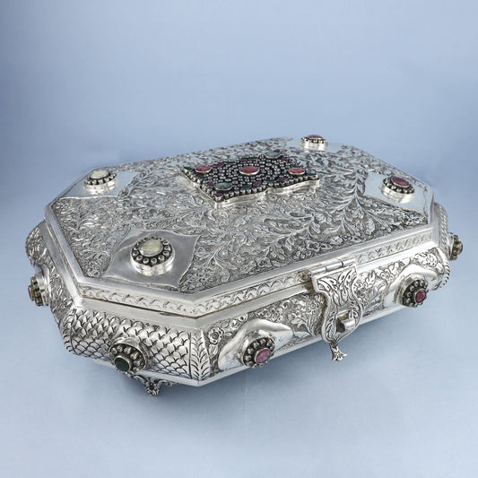 Luxurious Silver Box