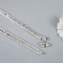 Niya Regal Border Silver Anklets