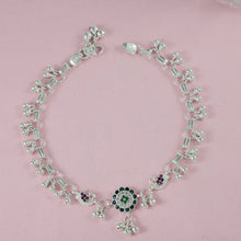 Rishita Floral Stone Centerpiece Chain Style