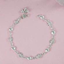 Kiran Bloom Chain Silver Anklets
