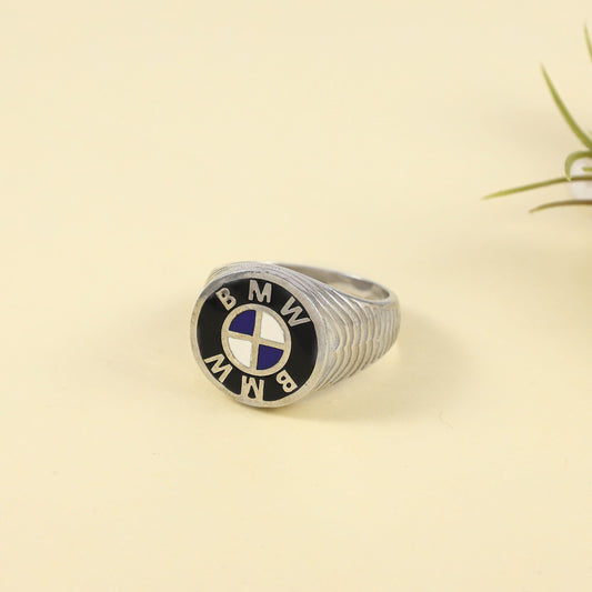 Regal Silver Ring