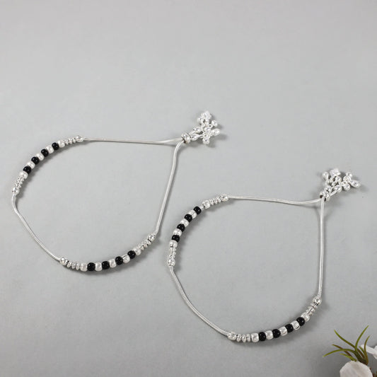 Priya Black Beads Silver Anklets