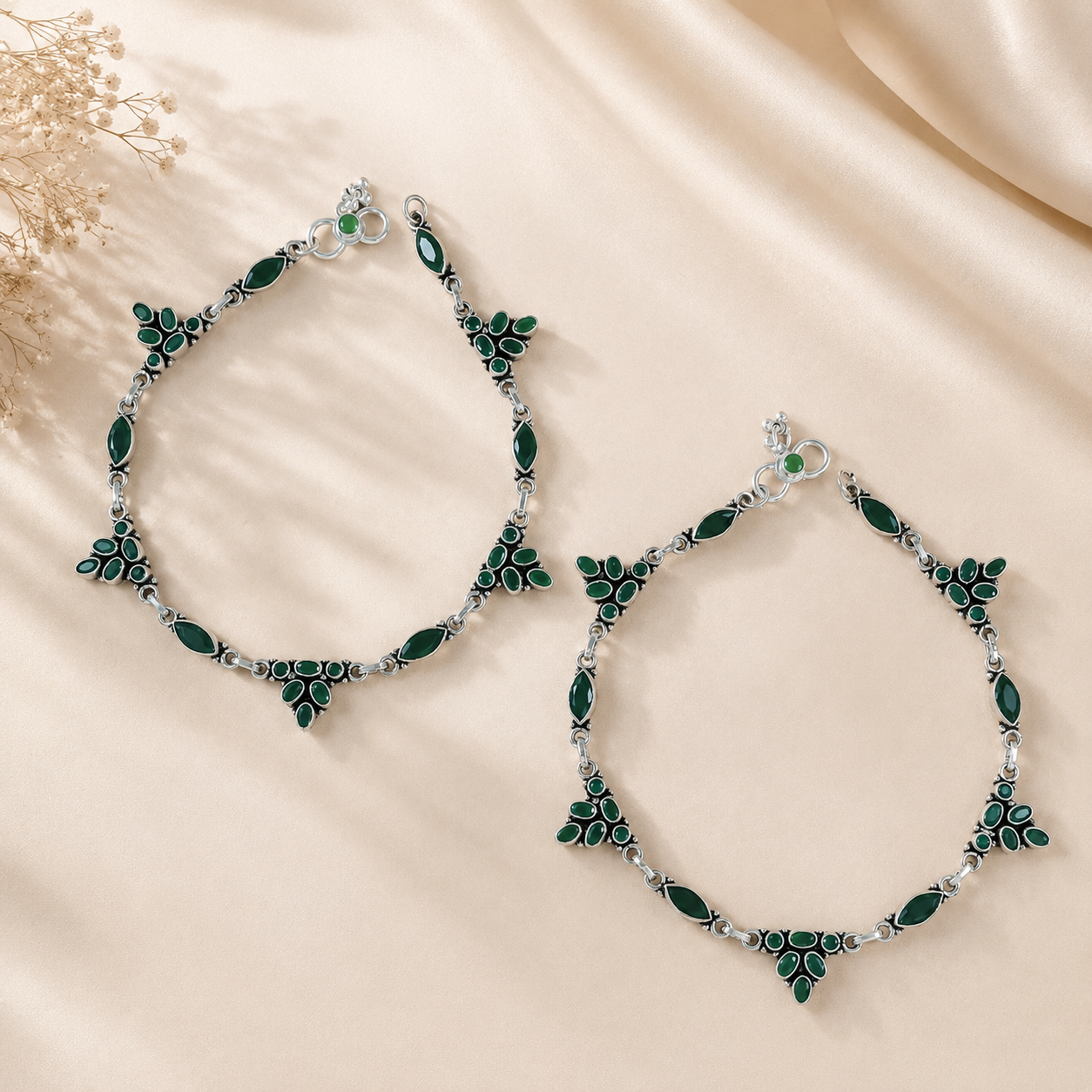 Navika Floral Leaf Motif Silver Anklets
