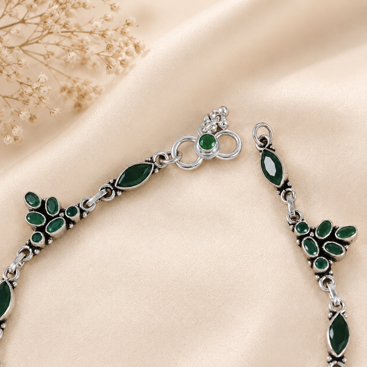 Navika Floral Leaf Motif Silver Anklets