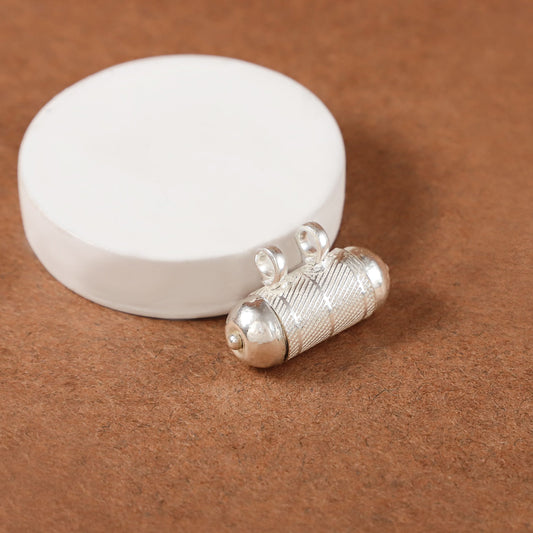 Elegant Taweez Silver Pendant