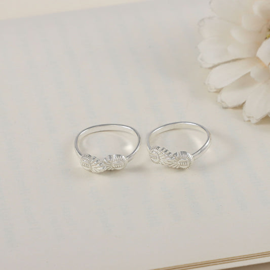Eshani Silver Toe Rings