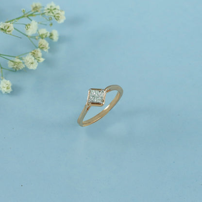 Saima Gleaming Diamond Ring