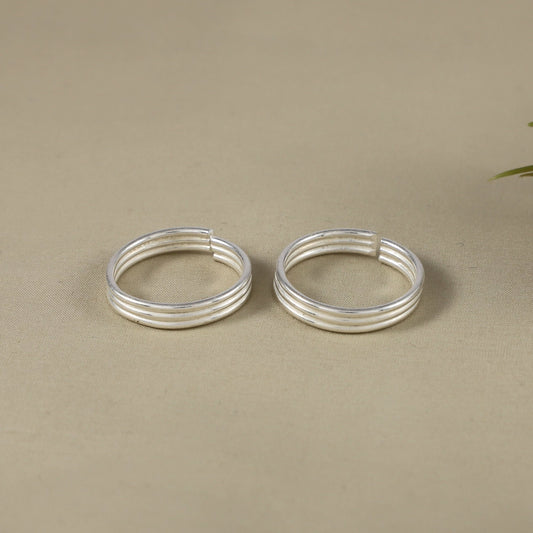 Minimal Spiral Silver Toe Ring - Simple, sleek, modern