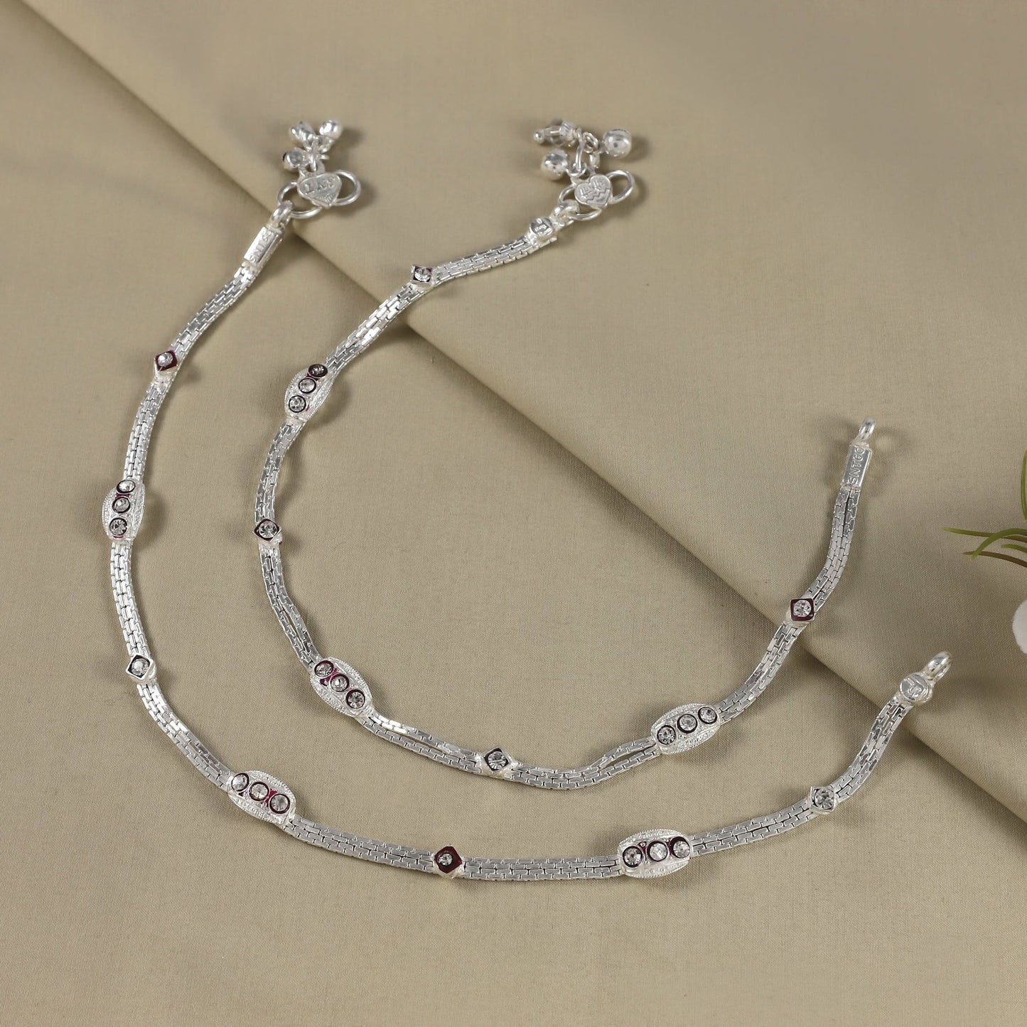 Gayatri Silver Anklets