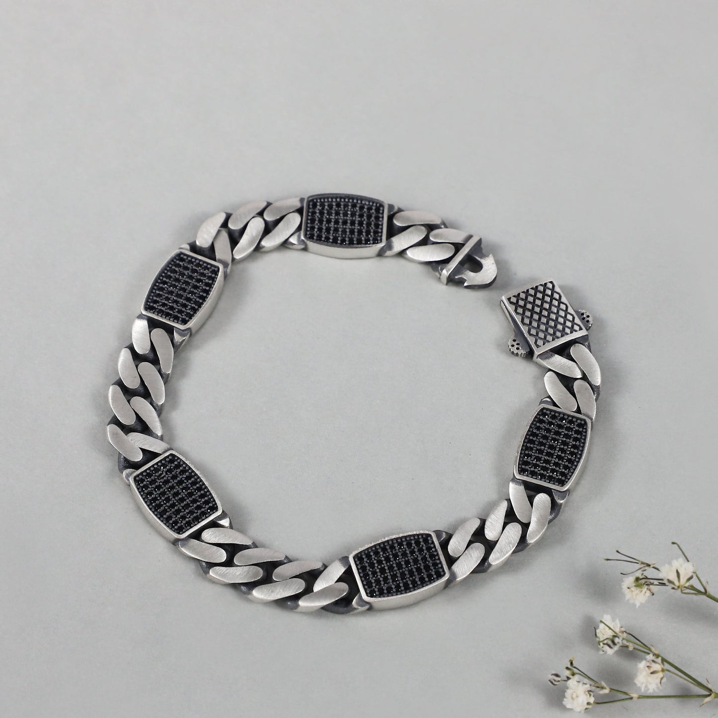 Onyx Tita Bold   Textured   Elegance   Silver Bracelet
