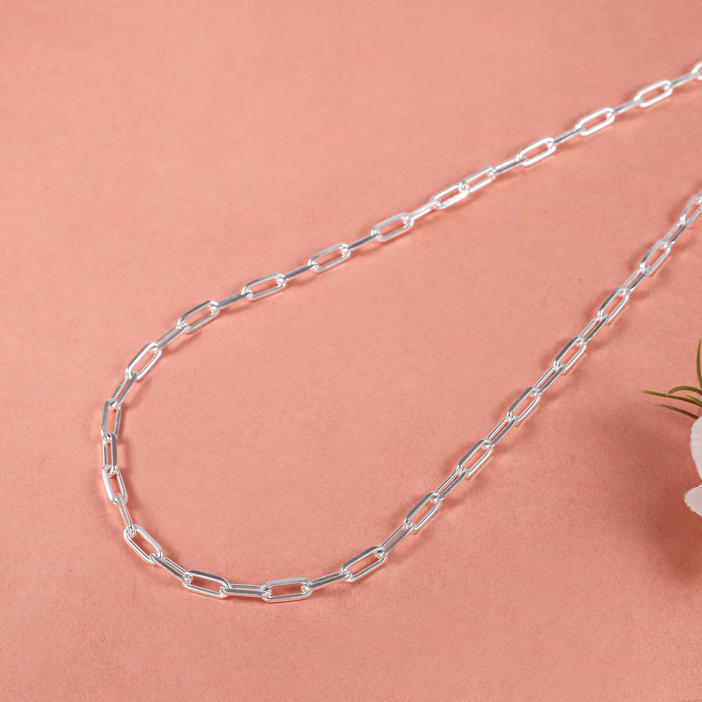 Classic Link Chain-Sleek simple and elegant design