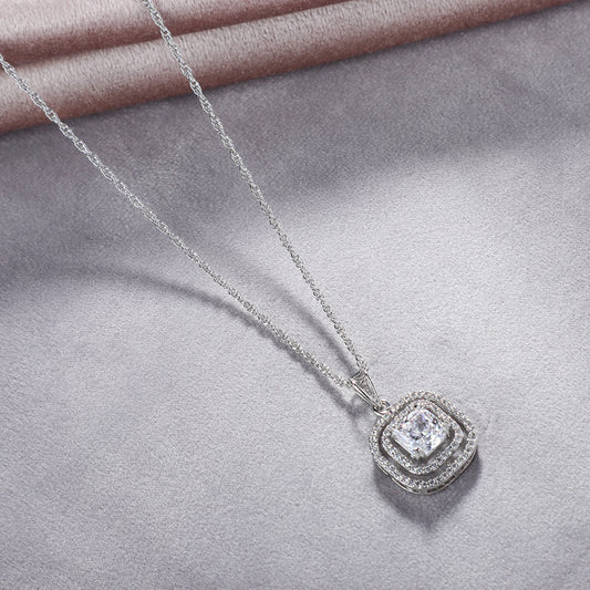 Farida Swarovski Pendant With Silver Chain