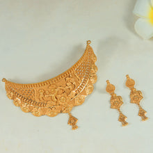 Ananta Floral Gold Choker Set