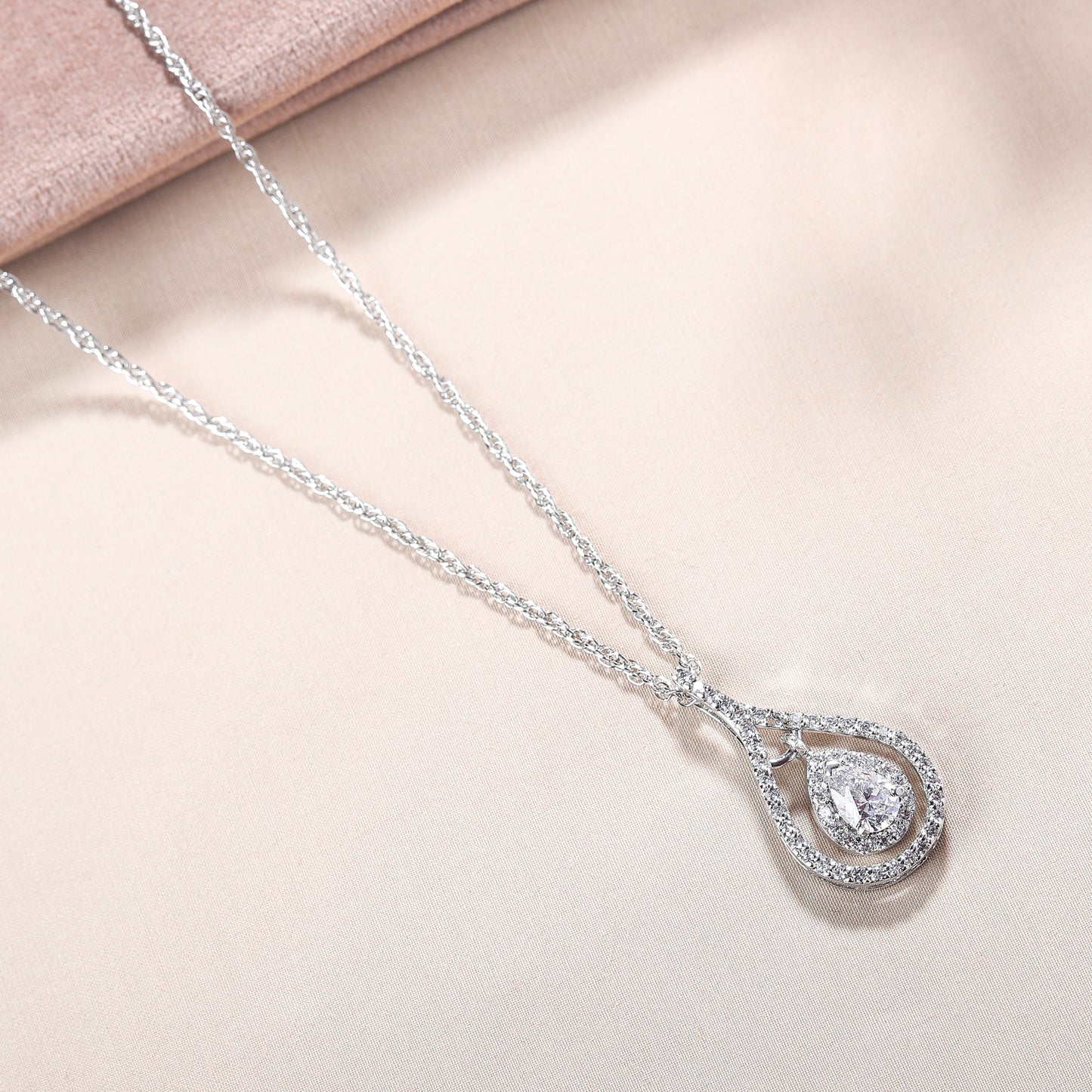 Yamini Swarovski Pendant With Silver Chain