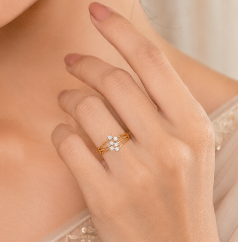 Pihu Delicate Charm Diamond Ring