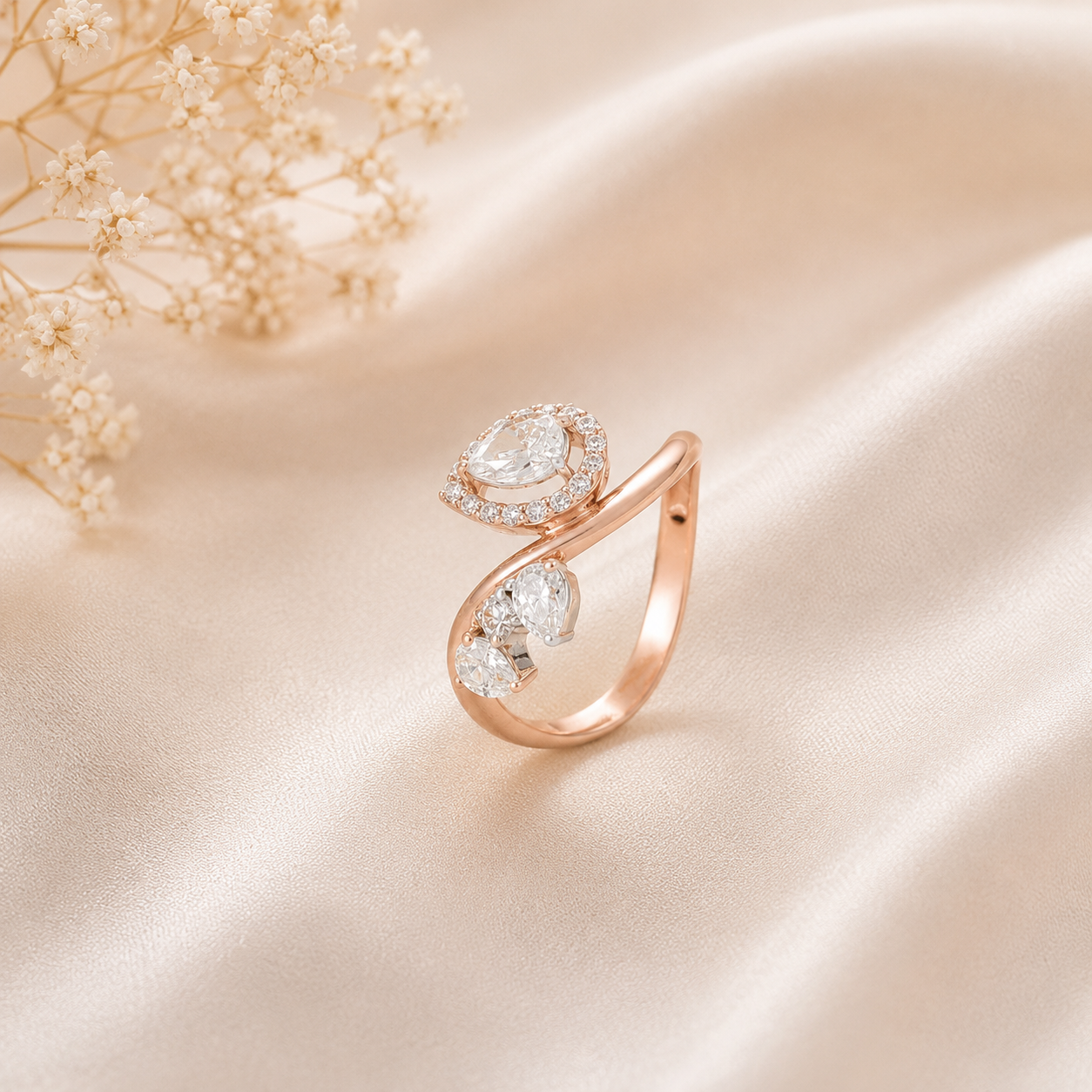 Pihu Swirl Design Diamond Ring