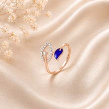 Diya Minimal Beauty Leaf Diamond Ring
