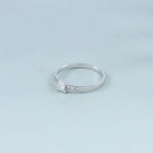 Esha Solitaire Glow  Diamond Ring