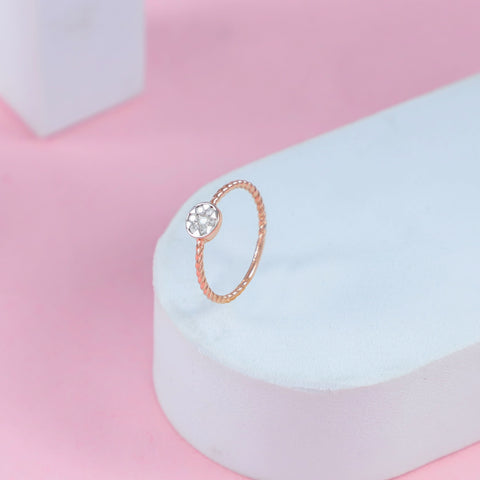 Siya Twist Design Diamond Ring