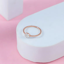 Siya Twist Design Diamond Ring