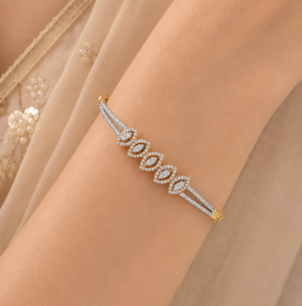 Neha Floral Design Diamond Bracelet