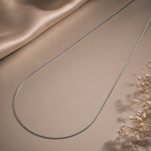 Sleek Box Link Design Silver Chain
