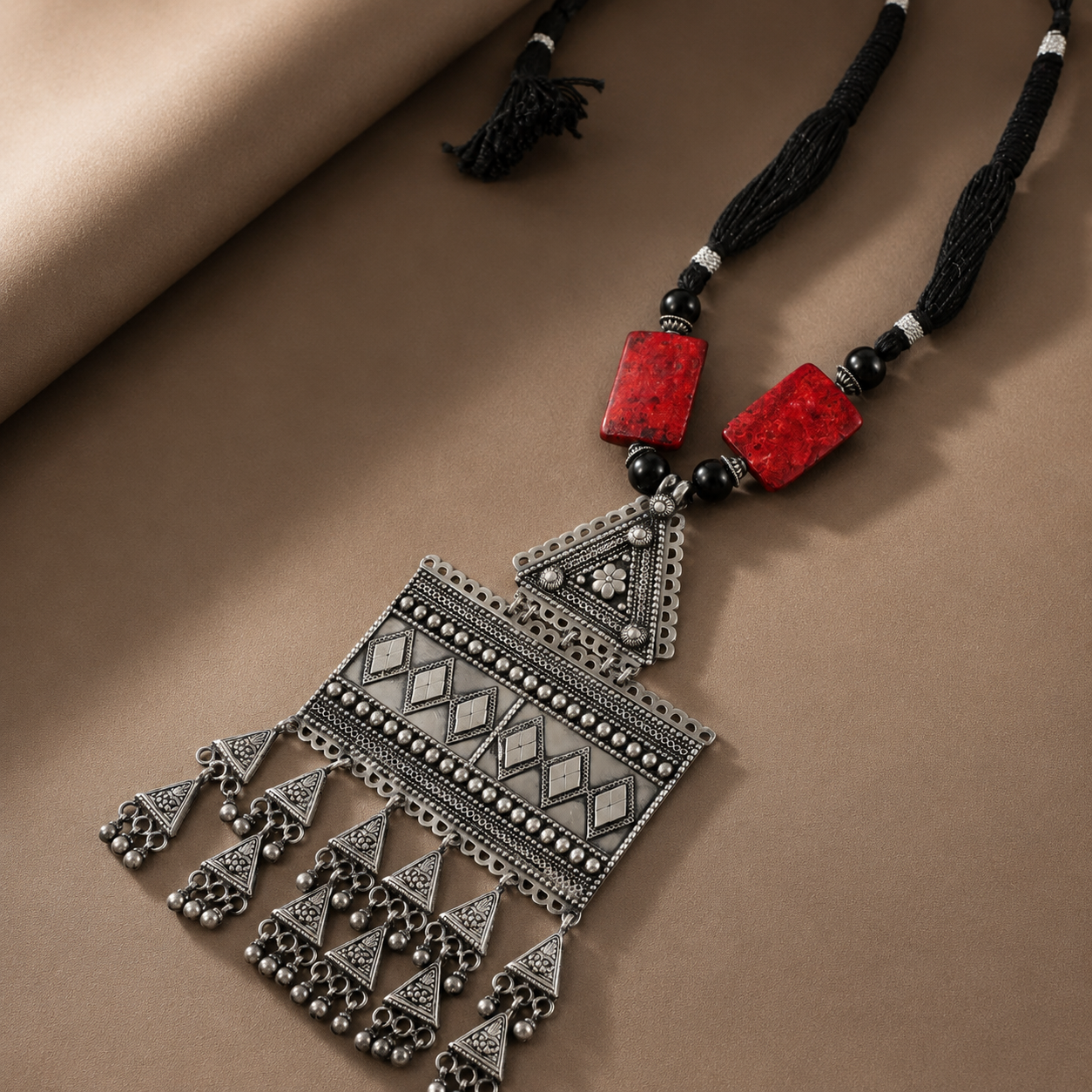 Hanging Black Thread Silver Necklace