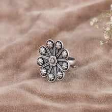 Seeta Floral Design Silver Ring