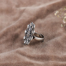 Seeta Floral Design Silver Ring
