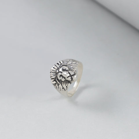 Ishaan Boldr Silver Loin Ring For Him