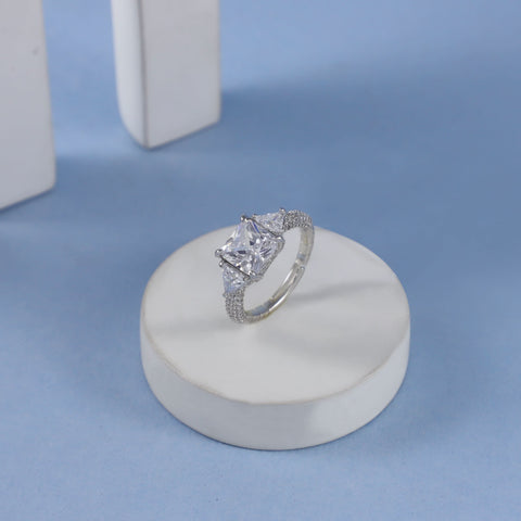 Veda Brilliant Triangular-Cut Cz Stone Silver Ring