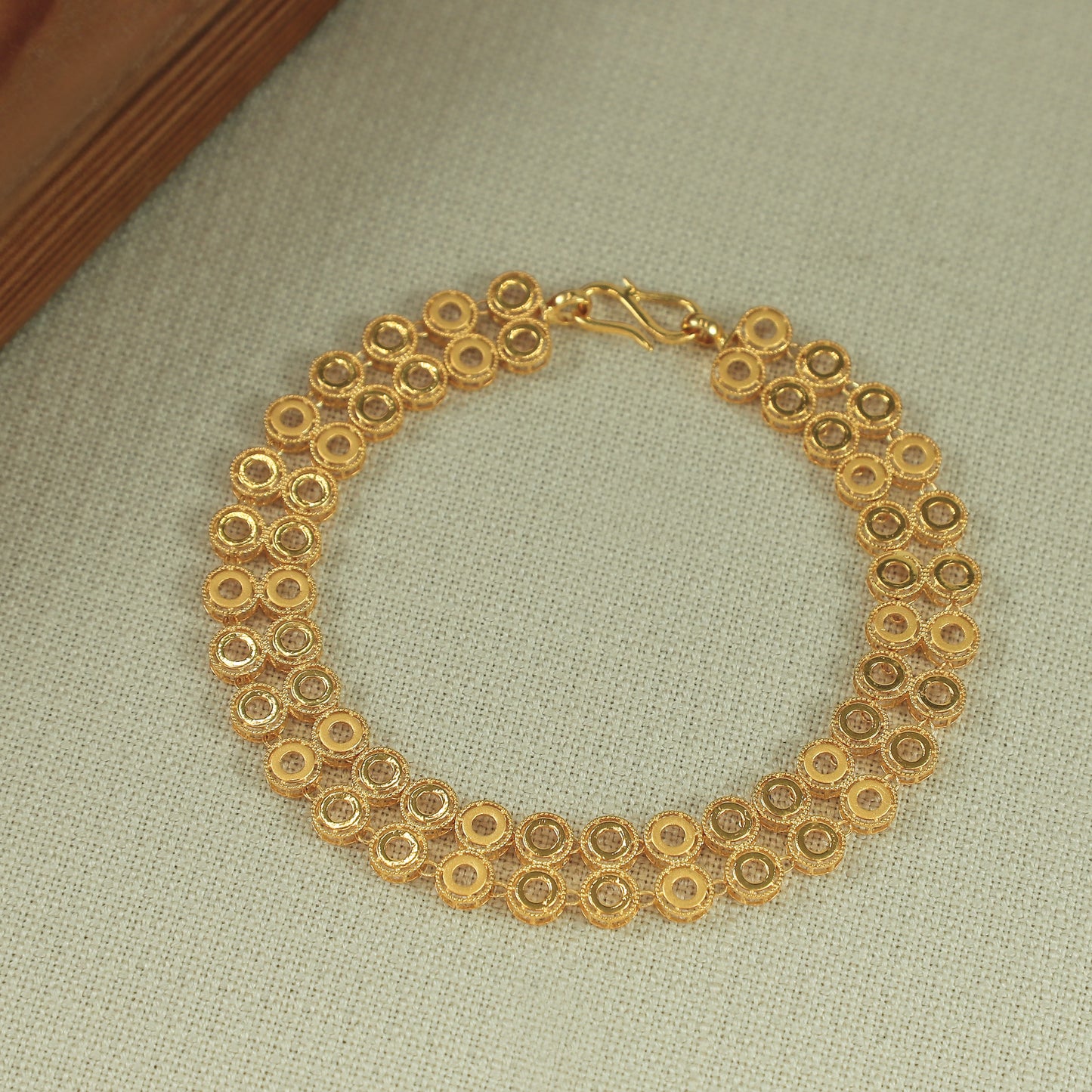 Lavika Charming Gold Bracelet