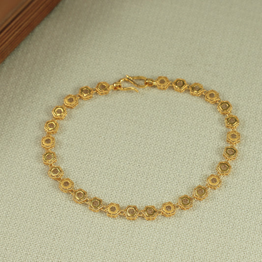 Kritika Ravishing Gold Bracelet