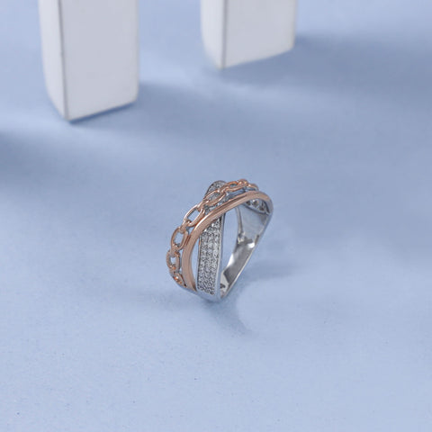 Pihu Dual Tone Chain Style Silver Cz Ring